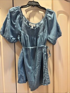 Maternity Jessica Simpson Blue Smocked Peasant Blouse NWT